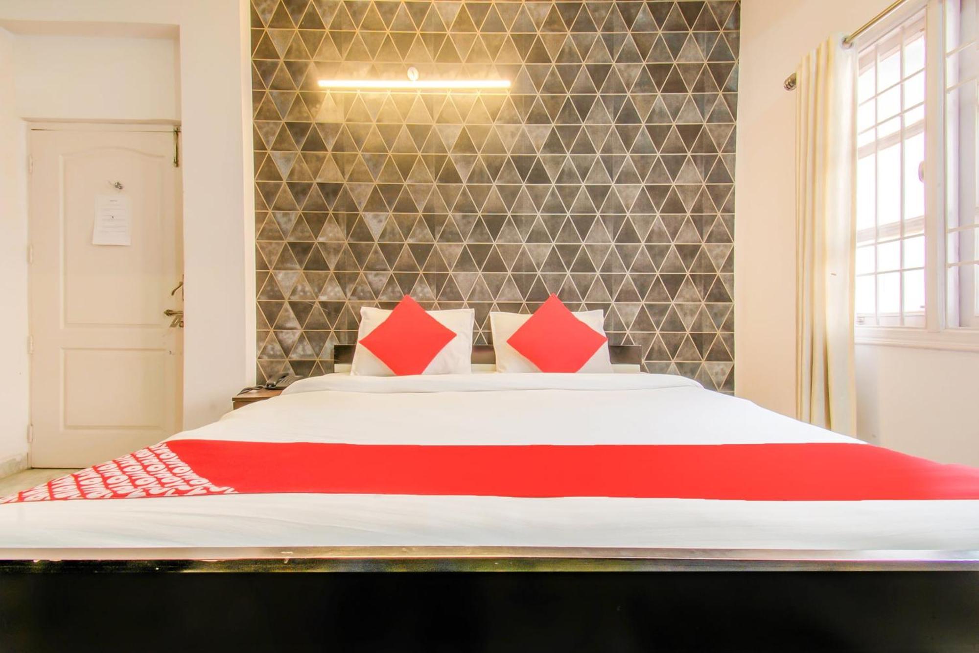 Hotel O Kamini Patna  Exteriör bild